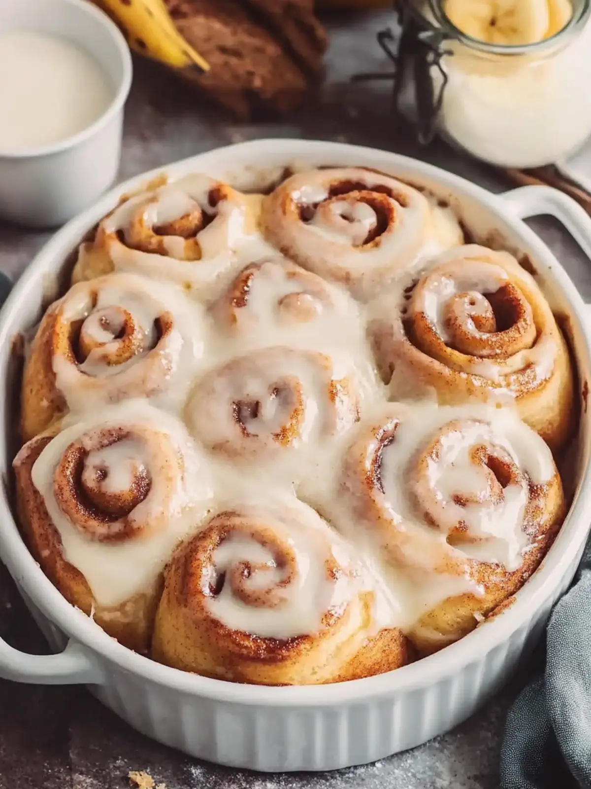 Indulge in Banana Bread Cinnamon Rolls for Cozy Mornings 2 Banana Bread Cinnamon Rolls